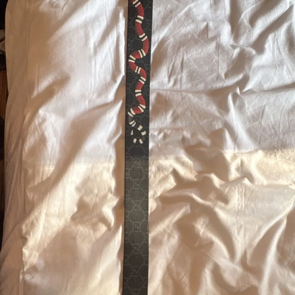 Gucci Men’s Dress Belt GG Logo Snake Print Black/Red/White Adjustable 90-35